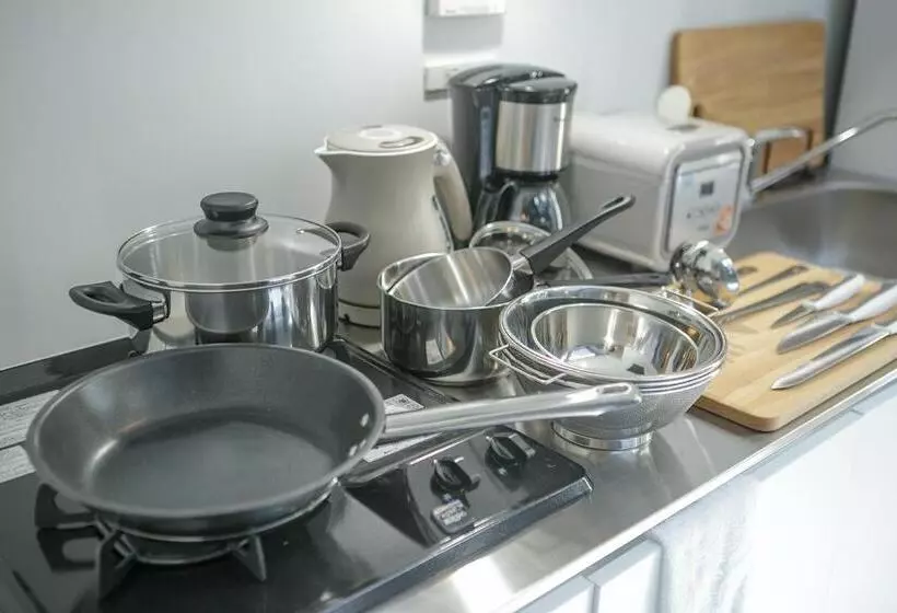 古民家ホテル 亀島駅徒歩1分 名古屋駅スグ 11月は期間限定でaokitakamasaの写真アートを掲載 11月度はbbqのご利用を中止とさせて頂きます