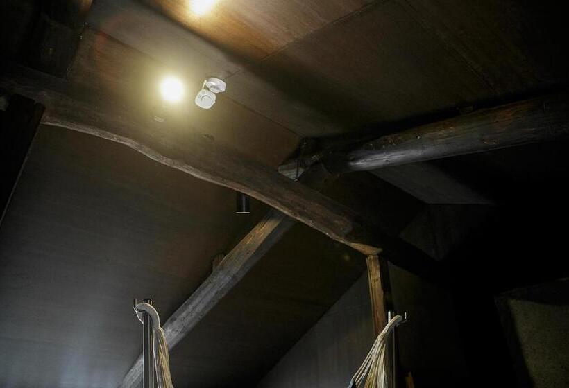 古民家ホテル 亀島駅徒歩1分 名古屋駅スグ 11月は期間限定でaokitakamasaの写真アートを掲載 11月度はbbqのご利用を中止とさせて頂きます