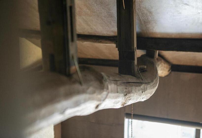 古民家ホテル 亀島駅徒歩1分 名古屋駅スグ 11月は期間限定でaokitakamasaの写真アートを掲載 11月度はbbqのご利用を中止とさせて頂きます