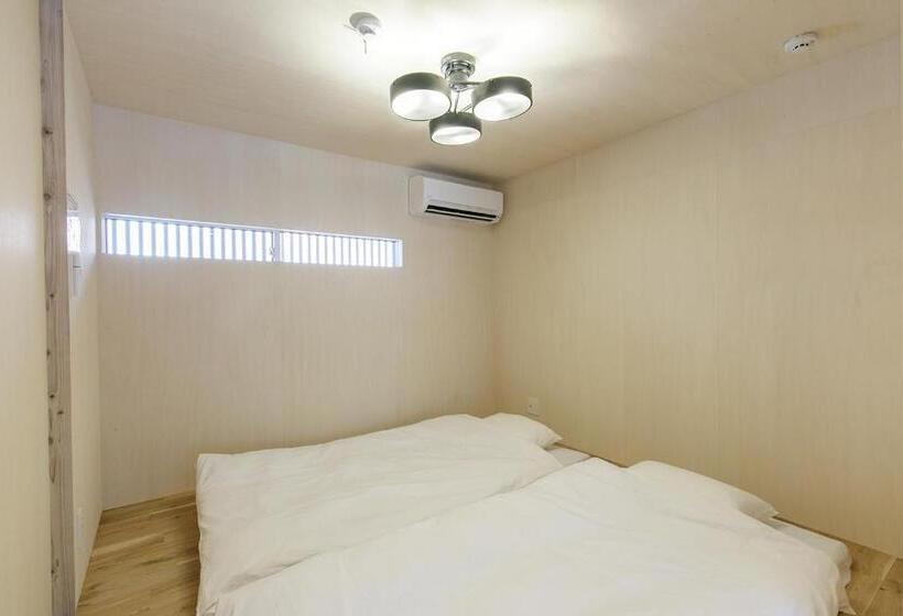 古民家ホテル 亀島駅徒歩1分 名古屋駅スグ 11月は期間限定でaokitakamasaの写真アートを掲載 11月度はbbqのご利用を中止とさせて頂きます