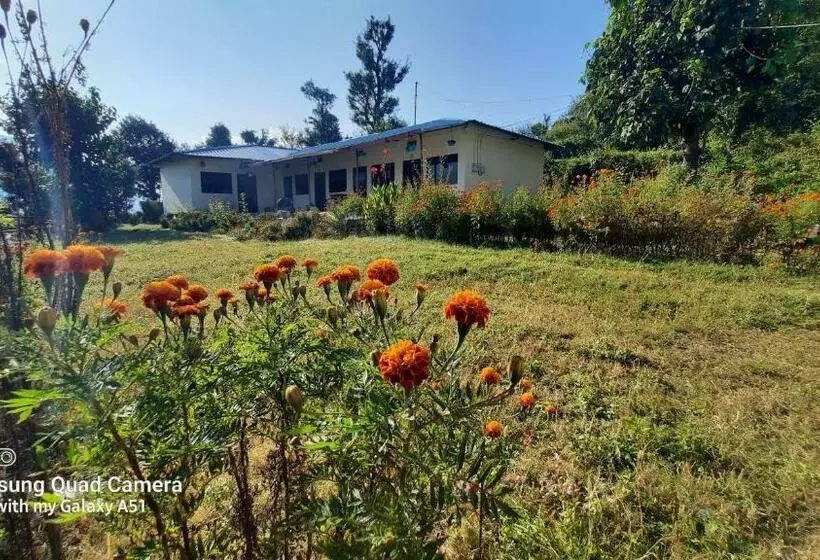 Chaukhamba View Resort