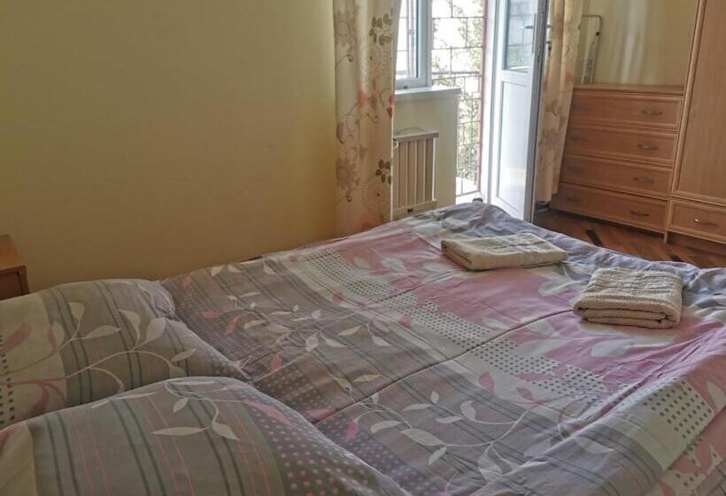 پانسیون Petrovskaya Pristan 2