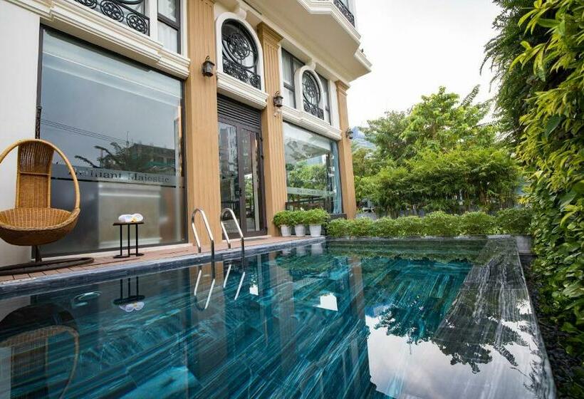 فندق Capital O 781 Brilliant Majestic