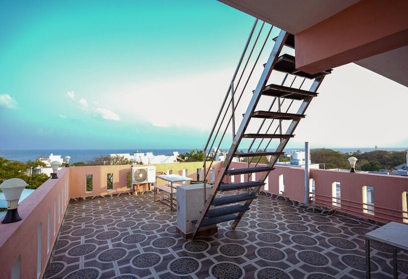 בית מלון כפרי The French Villa