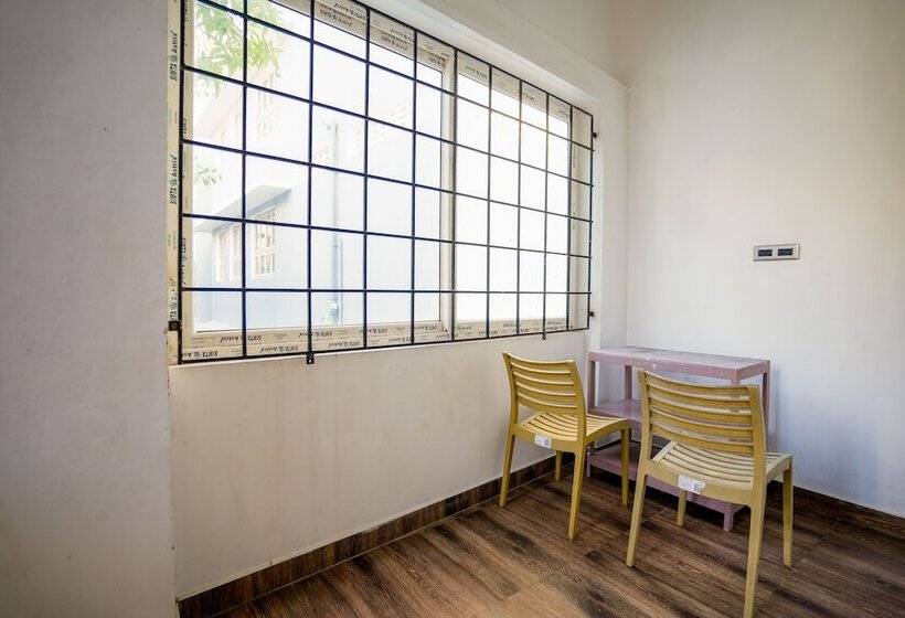 בית מלון כפרי The French Villa