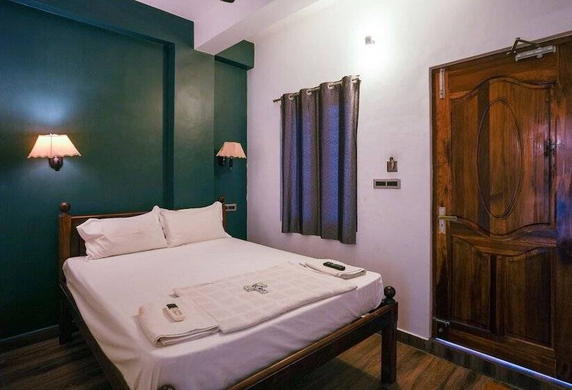 בית מלון כפרי The French Villa