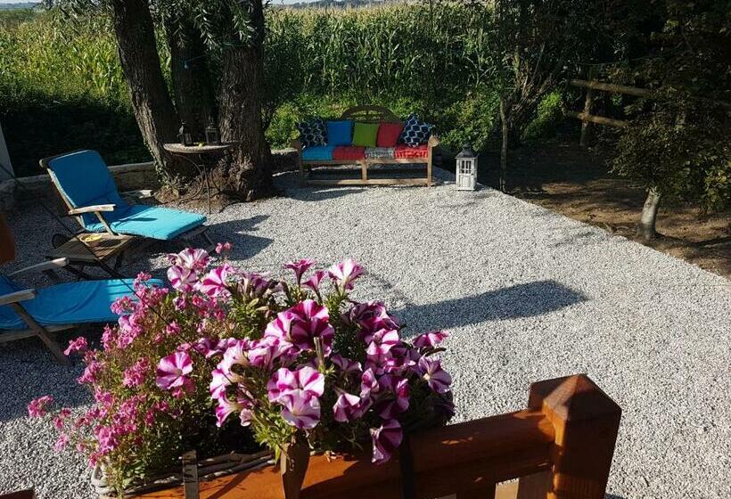 Bed and Breakfast La Roulotte Du Haut Pinleu