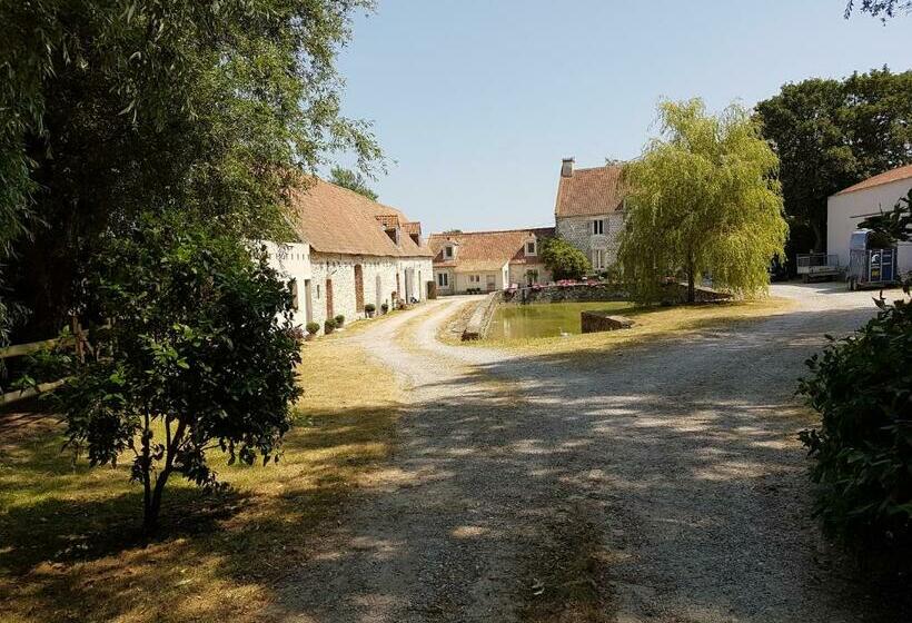Bed and Breakfast La Roulotte Du Haut Pinleu