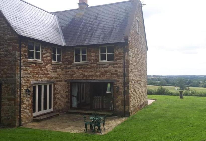 Cockley Hill Farm Bed & Breakfast