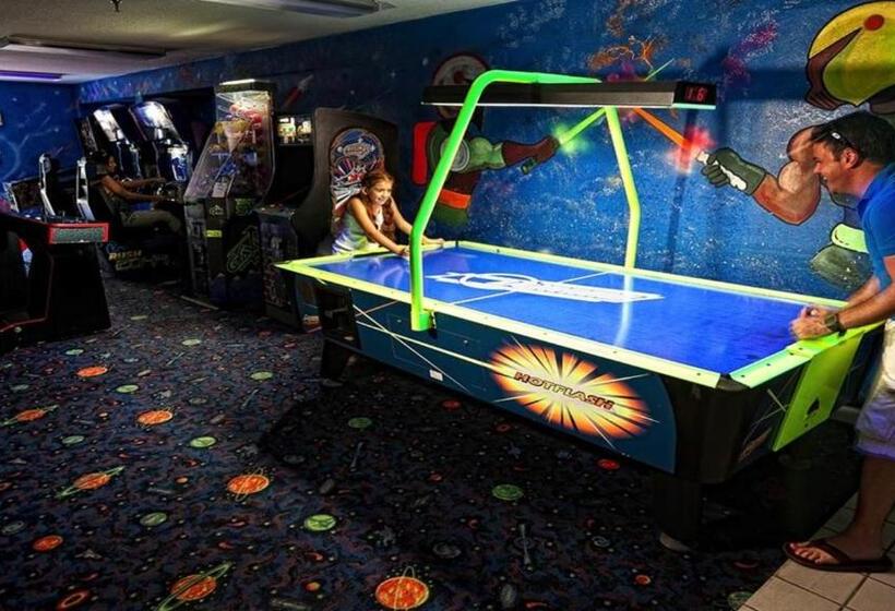 Gorgeous Condo Near Disney