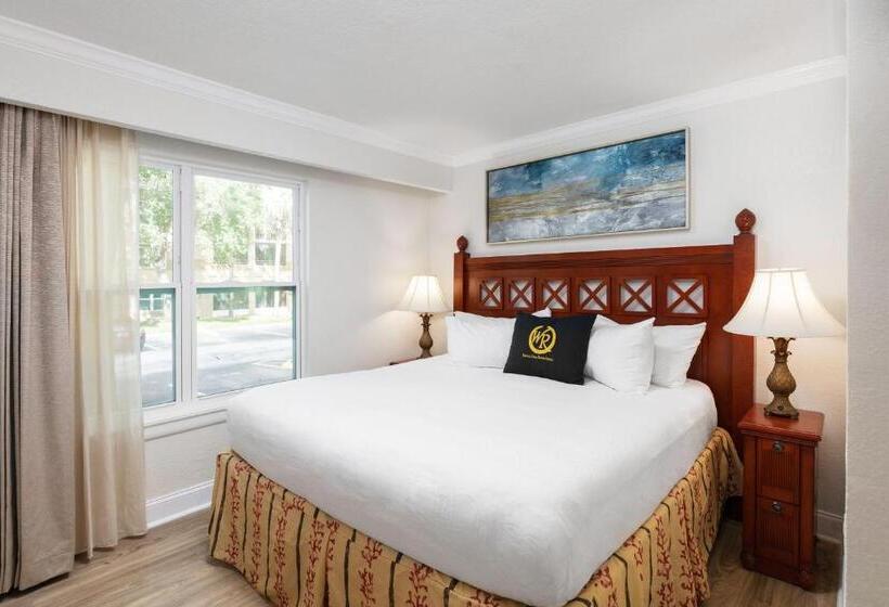 Gorgeous Condo Near Disney