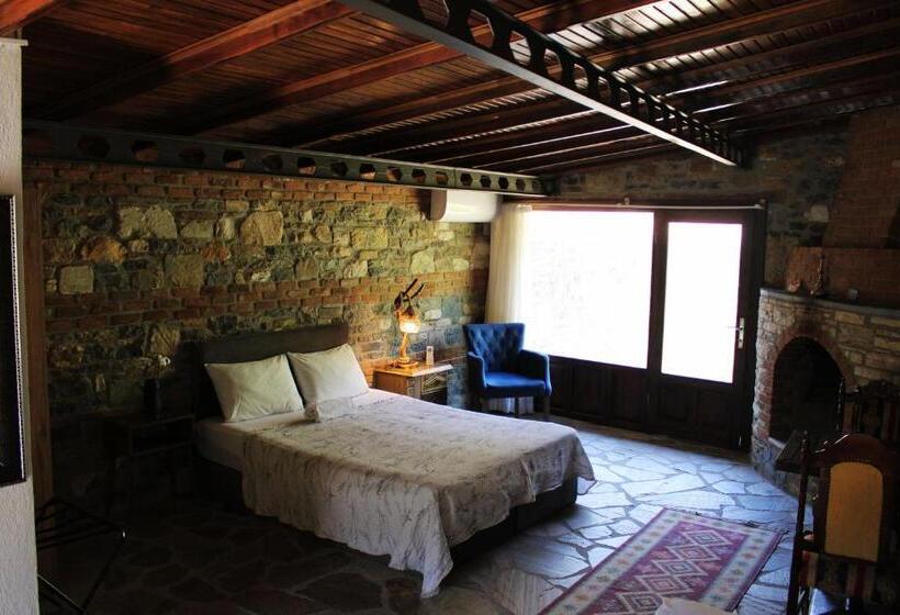 هتل Pir Efes Konakları