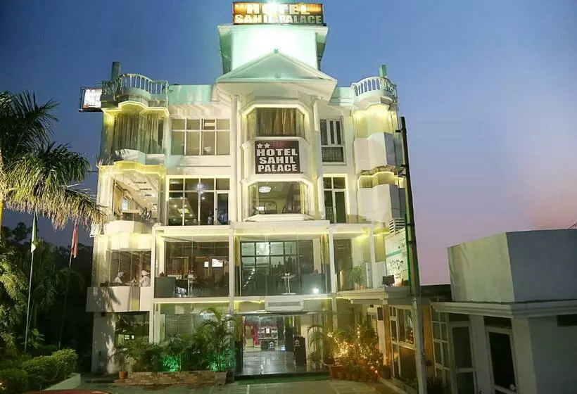 Hotel Sahil Palace