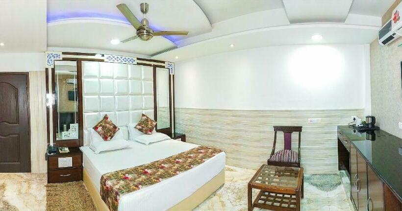 בית מלון כפרי Sahil Palace