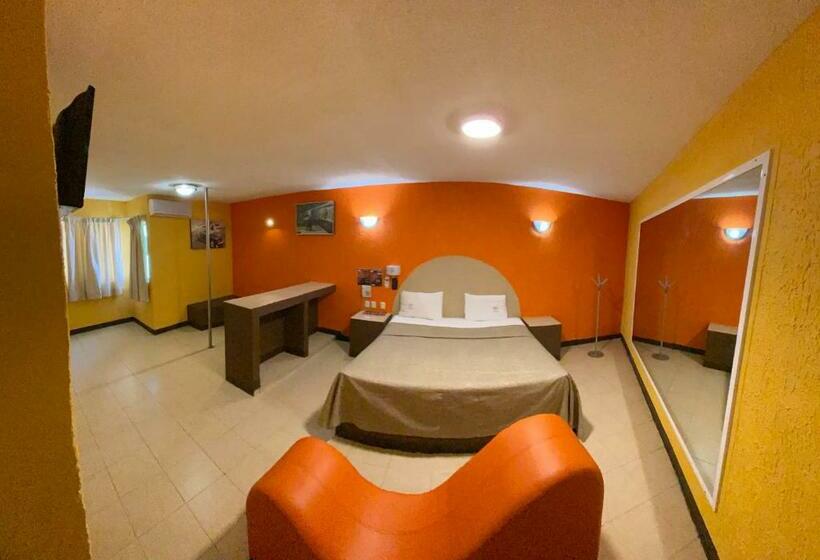 فندق على الطريق Auto Hotel Villaferr