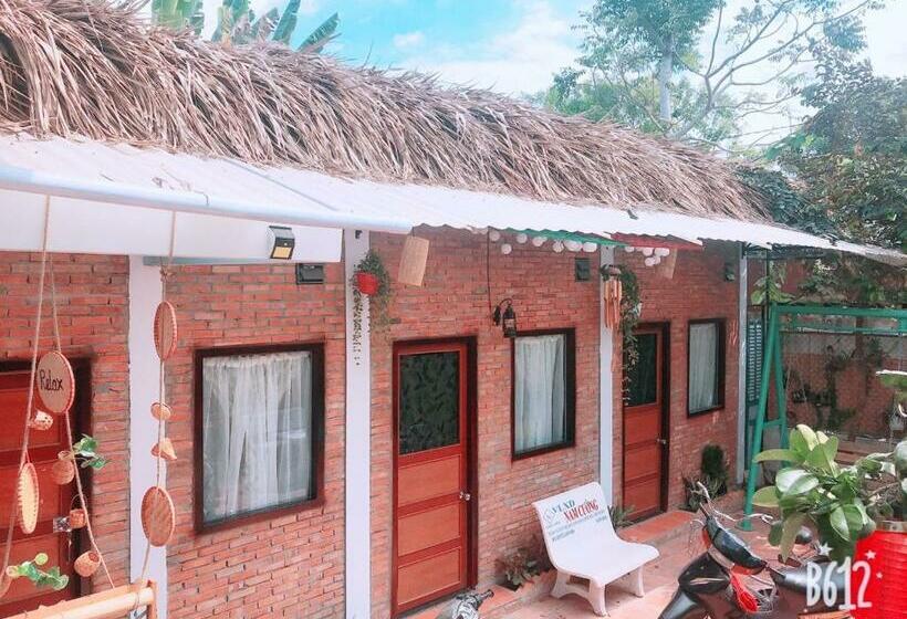 پانسیون Green Sunshine