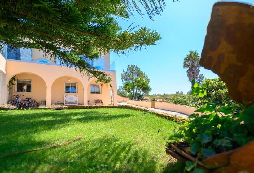 پانسیون Quinta Do Vale   Natureza, Piscina E Praia!