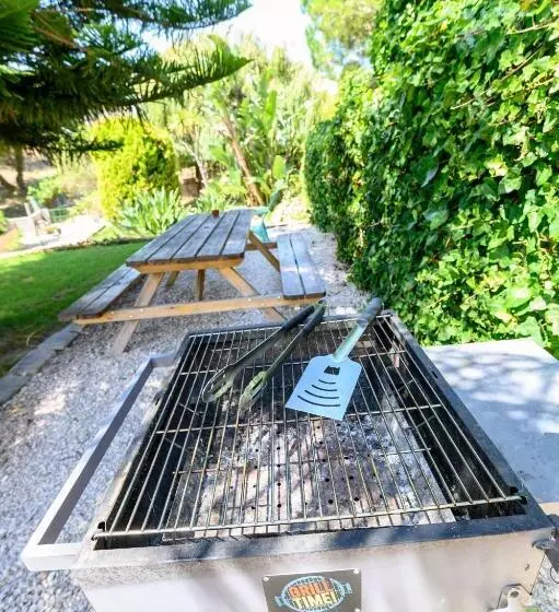 ペンション Quinta Do Vale   Natureza, Piscina E Praia!