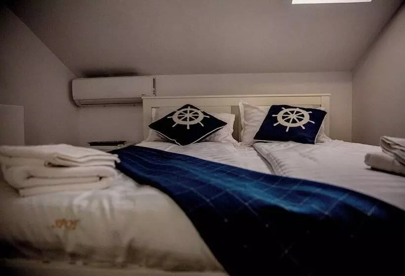 Majatalo Spot Vama Veche