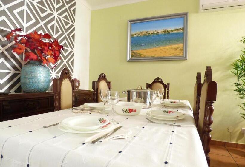 پانسیون Mira River