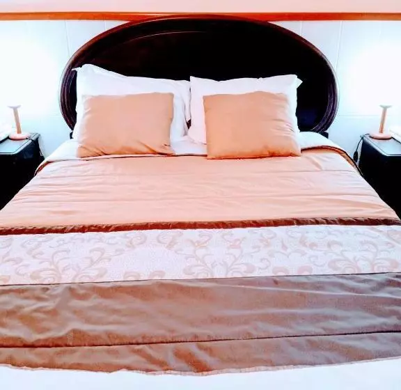 ペンション Porto Cruz House