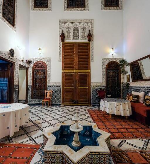 پانسیون Riad Arabella