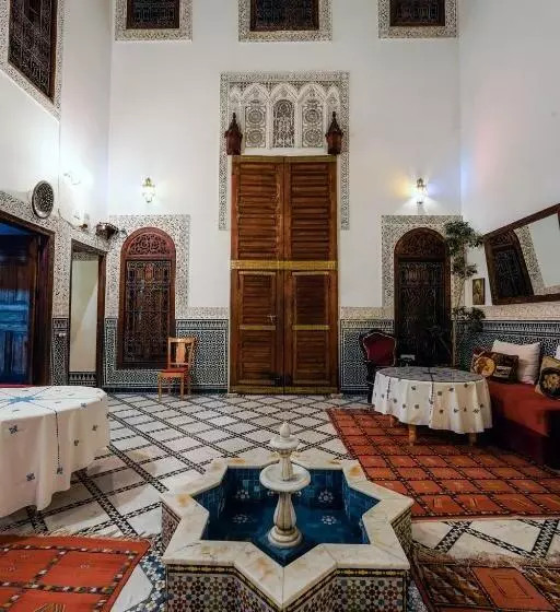 پانسیون Riad Arabella