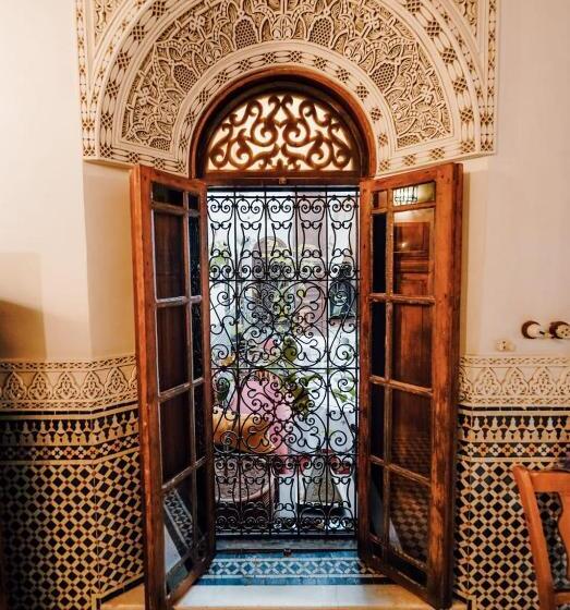 پانسیون Riad Arabella