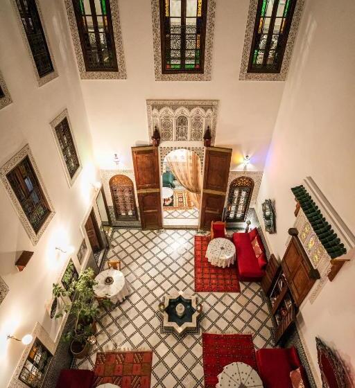 پانسیون Riad Arabella