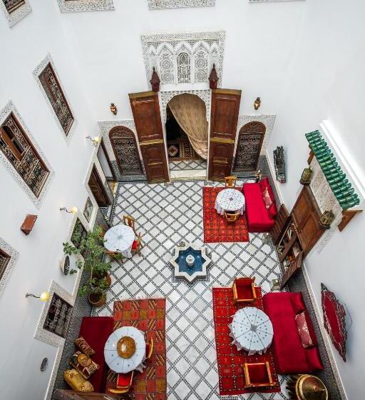 پانسیون Riad Arabella