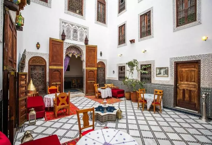 پانسیون Riad Arabella