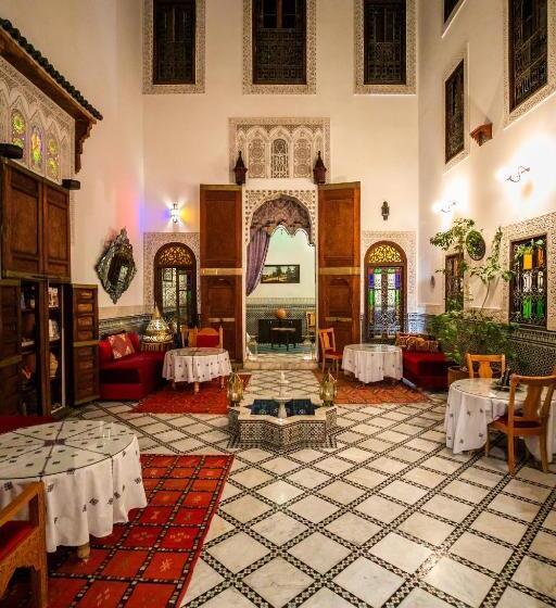 پانسیون Riad Arabella