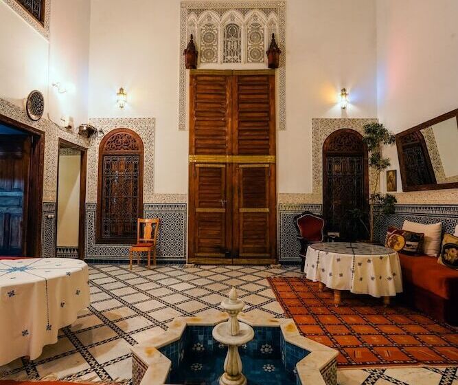 پانسیون Riad Arabella