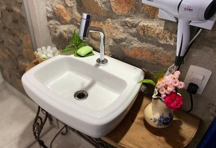 هاستل Segredo Da Serra Guest House