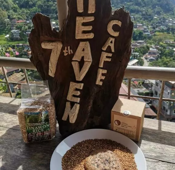 Aamiaismajoitus (B&B) 7th Heaven Lodge And Cafe