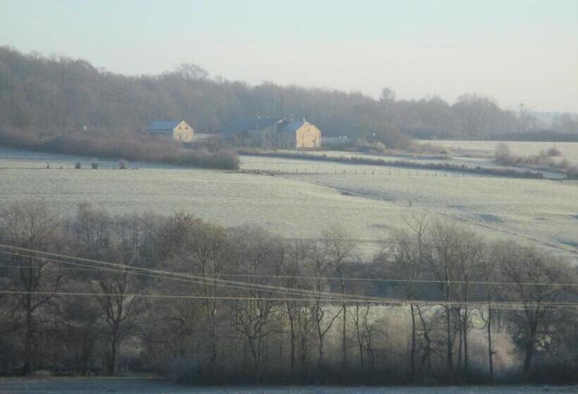 مبيت وإفطار Le Thirifays