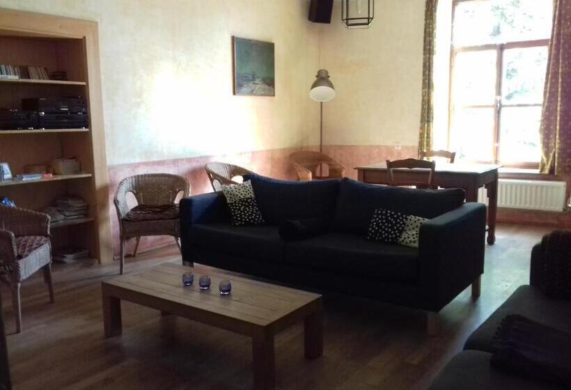 مبيت وإفطار Le Thirifays