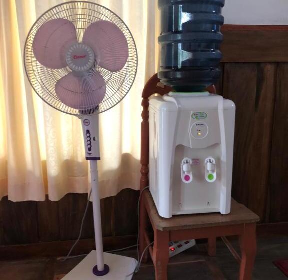 צימר New Raya Nias Beach Bungalows