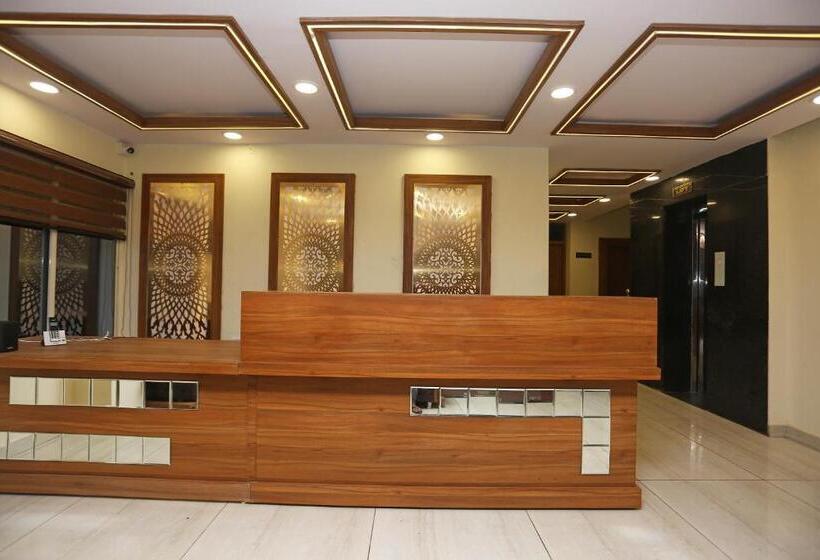 فندق Super Townhouse Hoshangabad Road Near Aashima Mall