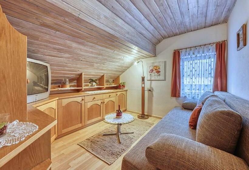 ホテル Goldbichlhof