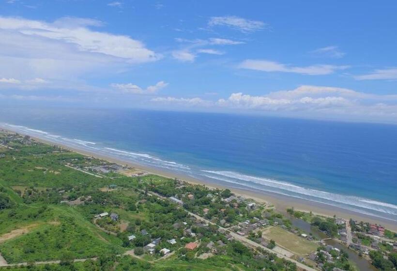 호스텔 Cuna Luna Hosteria