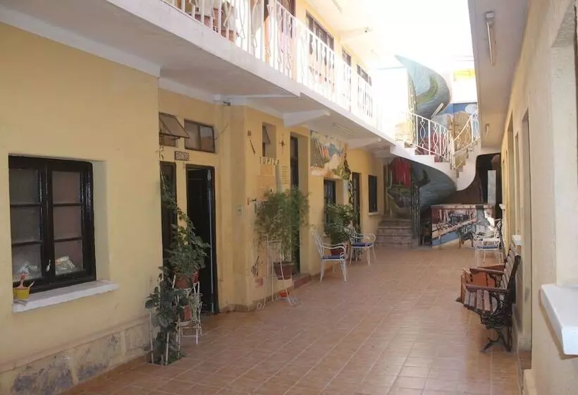 هاستل Hostal Coronel Pedro Arraya