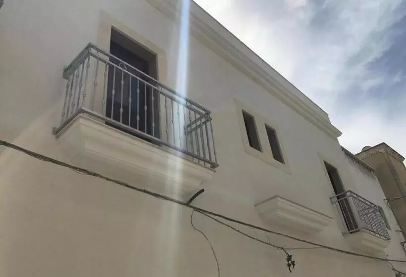 Aamiaismajoitus (B&B) Li Caseddi Ti Lu Cesarinu