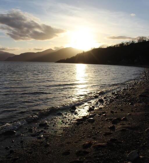 تختخواب و صبحانه Lothlorien