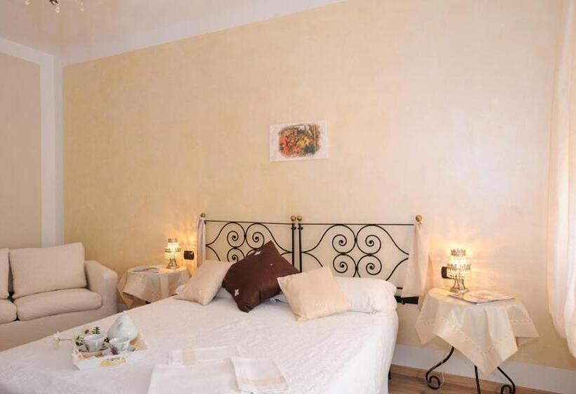 فندق Agriturismo Lizzarola