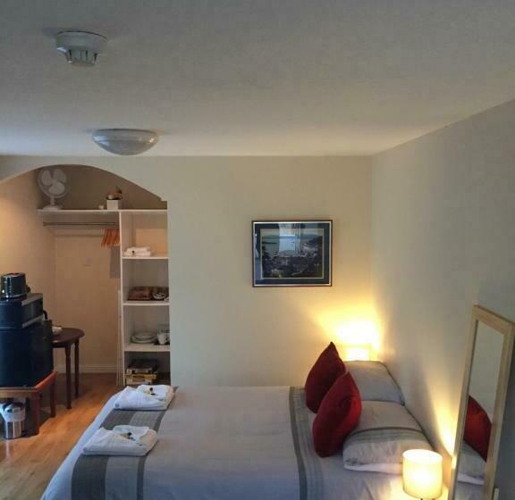 בית מלון כפרי Soroba House