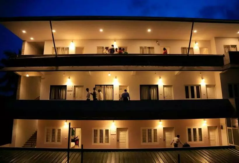 Aamiaismajoitus (B&B) Highrange Plaza