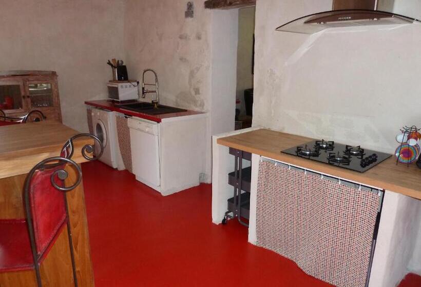 住宿加早餐  Mas à Cheval Blanc En Provence