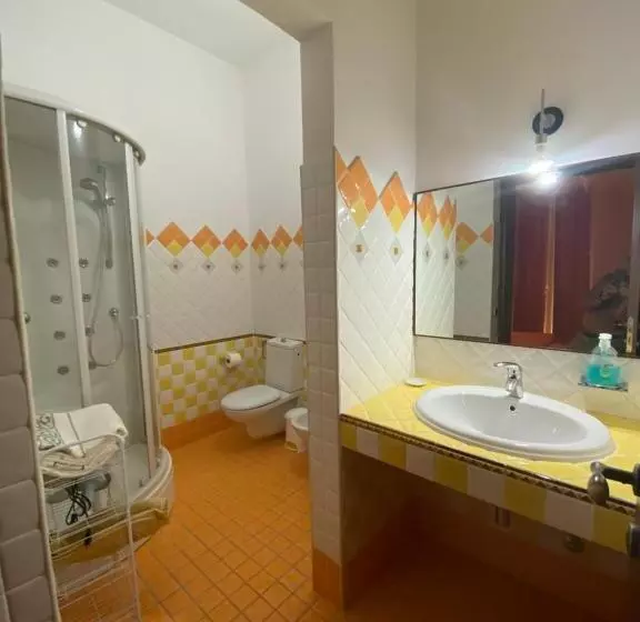 Gr B&b