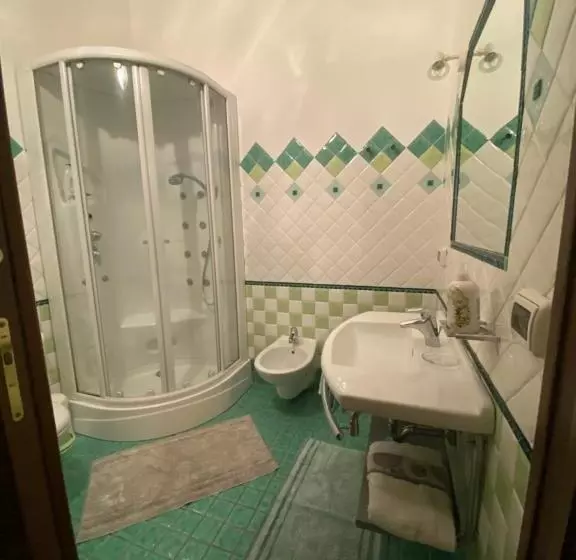 Gr B&b